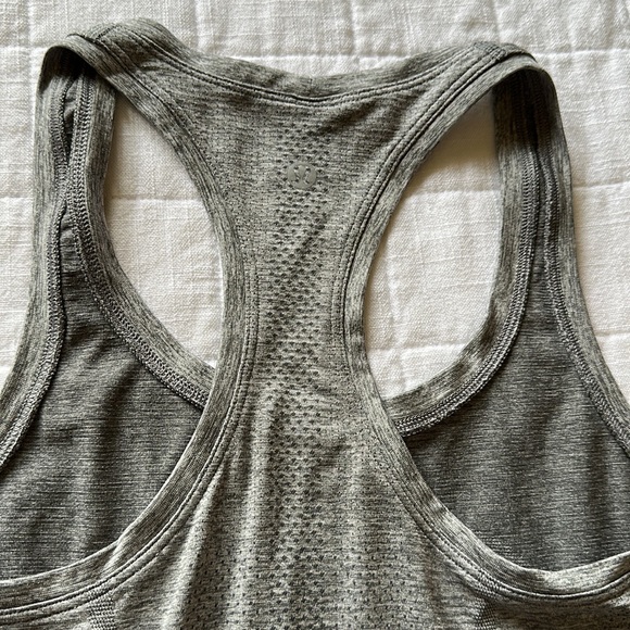 Lululemon Swiftly Tech Racerback Tank Top - Picture 2 of 4